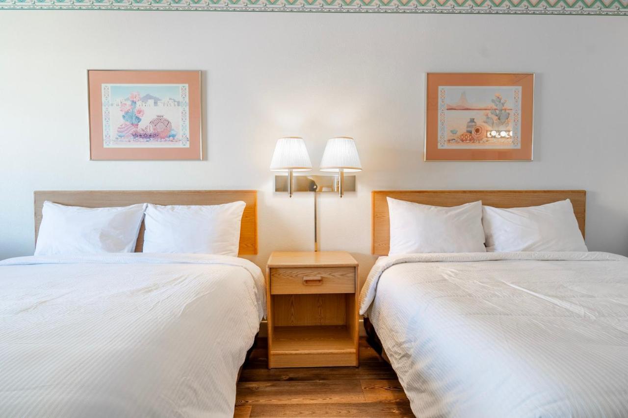 Motel Torrey Bagian luar foto